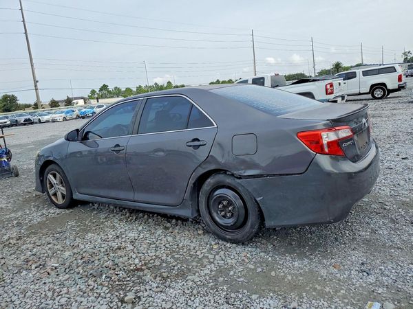 2013 TOYOTA CAMRY