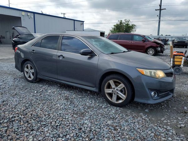 2013 TOYOTA CAMRY