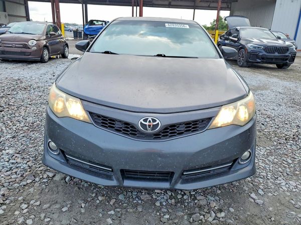 2013 TOYOTA CAMRY