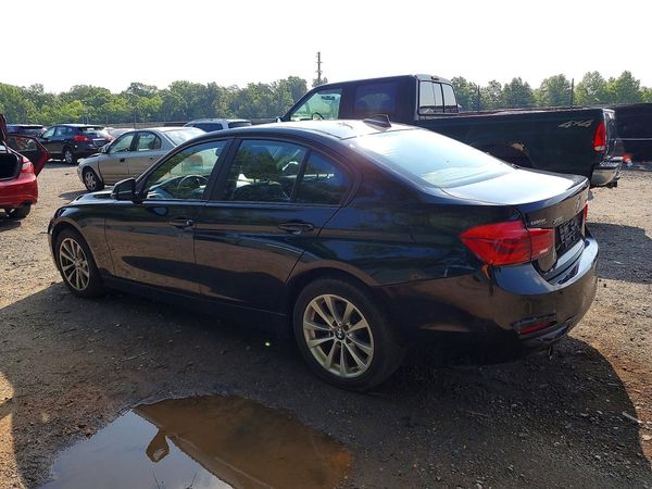 2016 BMW 320