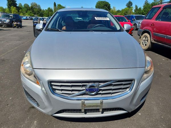 2012 VOLVO S60