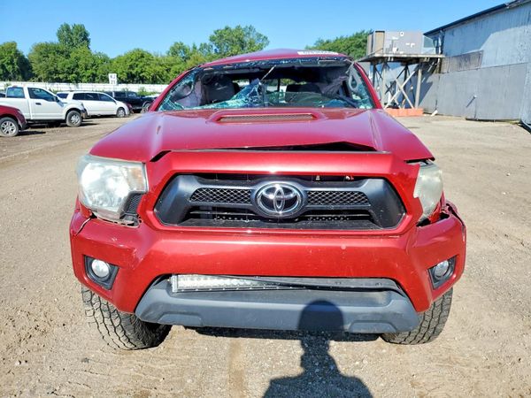 2012 TOYOTA TACOMA