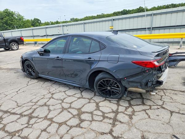 2025 TOYOTA CAMRY