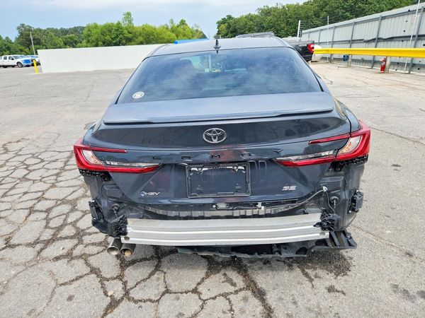 2025 TOYOTA CAMRY