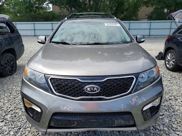 2013 KIA SORENTO SX