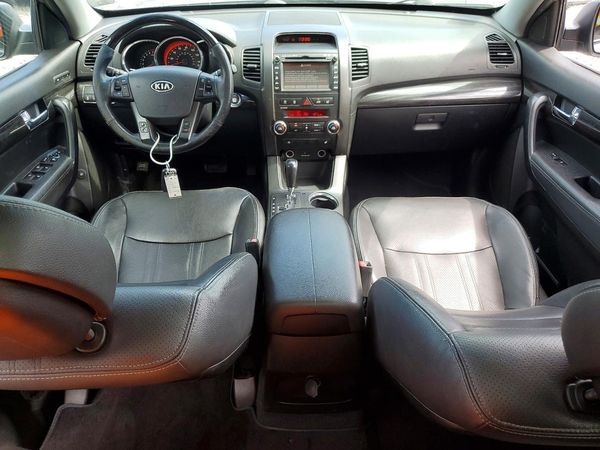 2013 KIA SORENTO SX