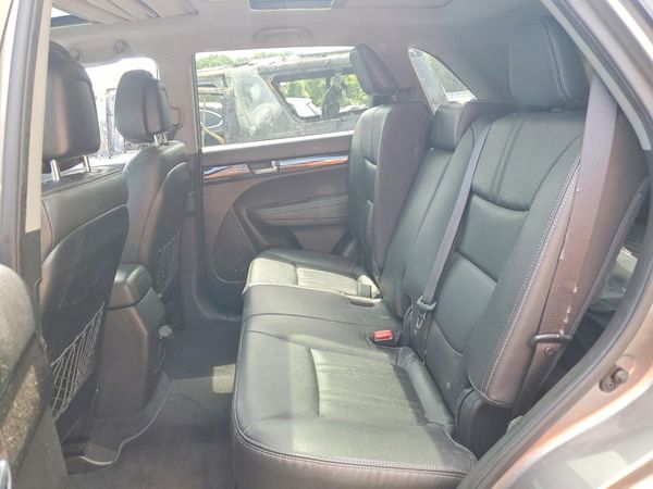 2013 KIA SORENTO SX