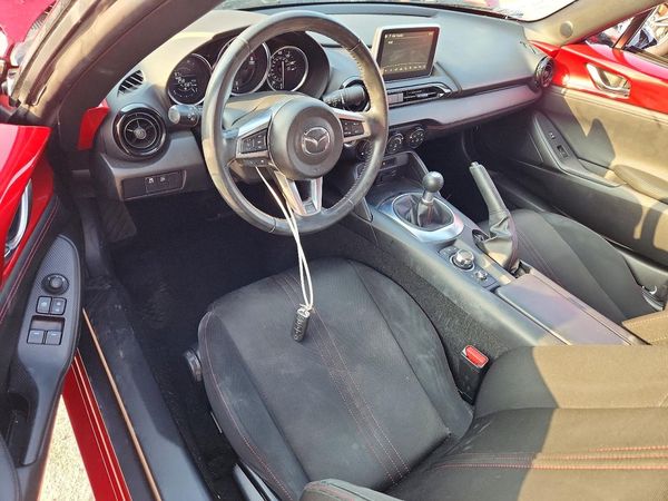 2016 MAZDA MX-5 MIATA Club/GS