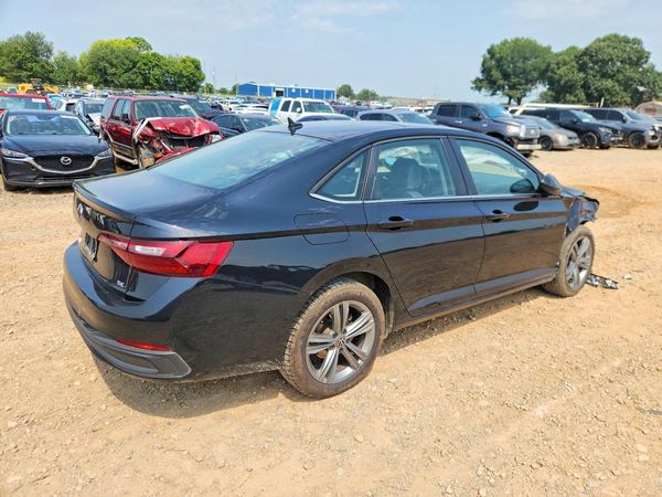 2024 VOLKSWAGEN JETTA SE, SE (AQ301 Trans)