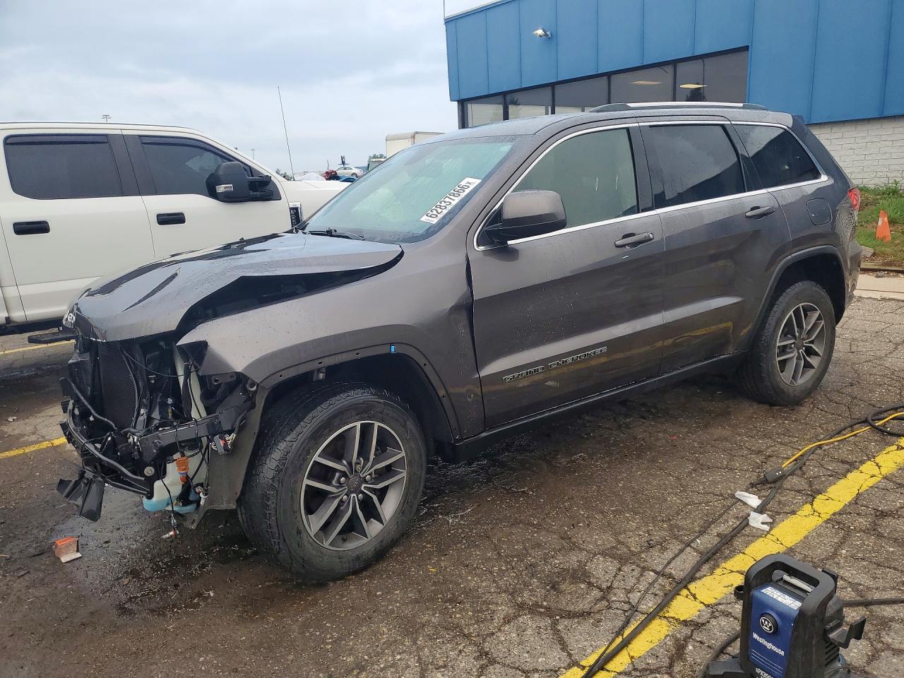 2019 JEEP GRAND CHEROKEE LAREDO 4X4