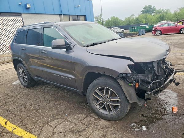 2019 JEEP GRAND CHEROKEE LAREDO 4X4