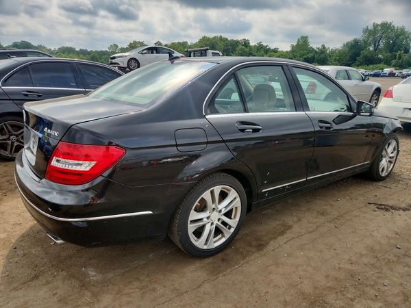 2014 MERCEDES-BENZ C C300 4 MATIC