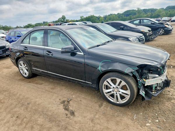 2014 MERCEDES-BENZ C C300 4 MATIC