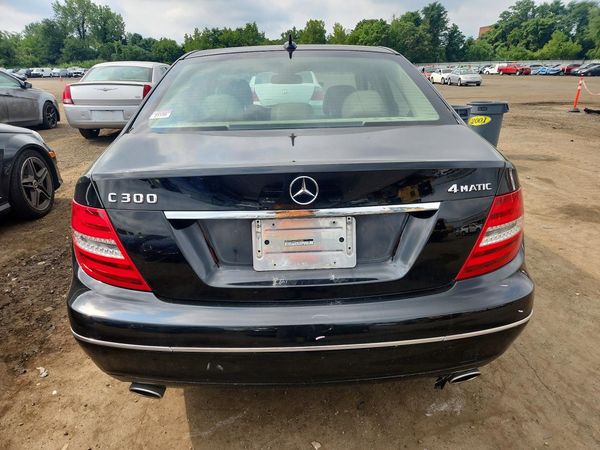 2014 MERCEDES-BENZ C C300 4 MATIC