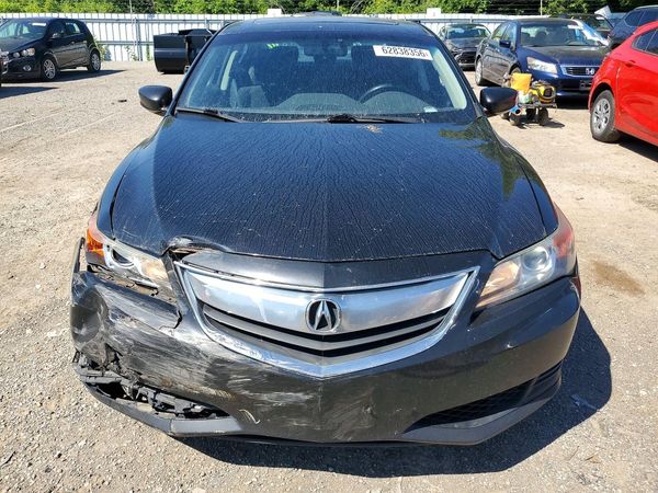 2013 ACURA ILX 20