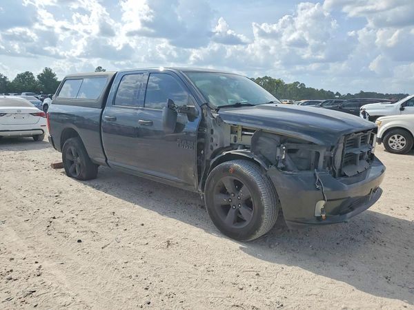 2016 RAM 1500 ST