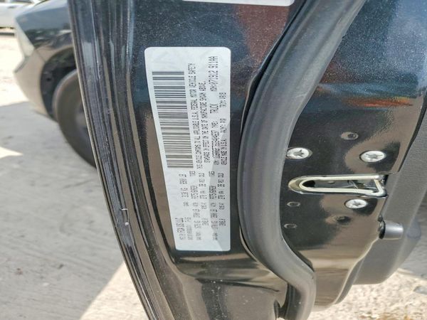 2016 RAM 1500 ST