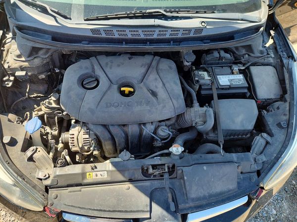 2014 HYUNDAI ELANTRA