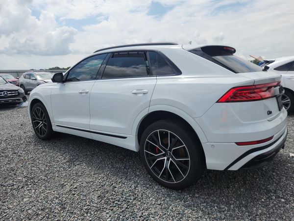 2019 AUDI Q8