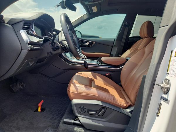 2019 AUDI Q8