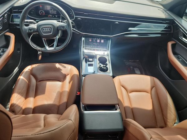 2019 AUDI Q8