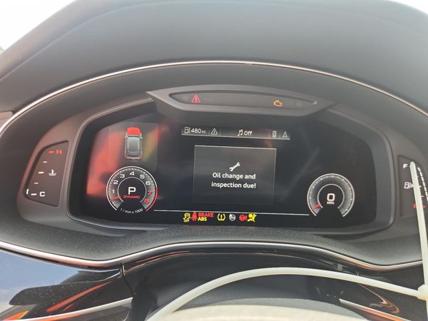 2019 AUDI Q8