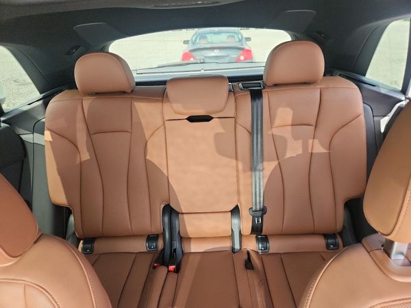 2019 AUDI Q8