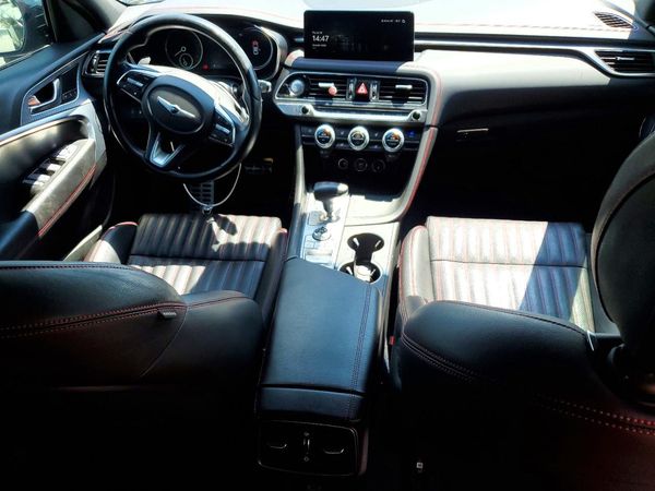 2023 GENESIS G70