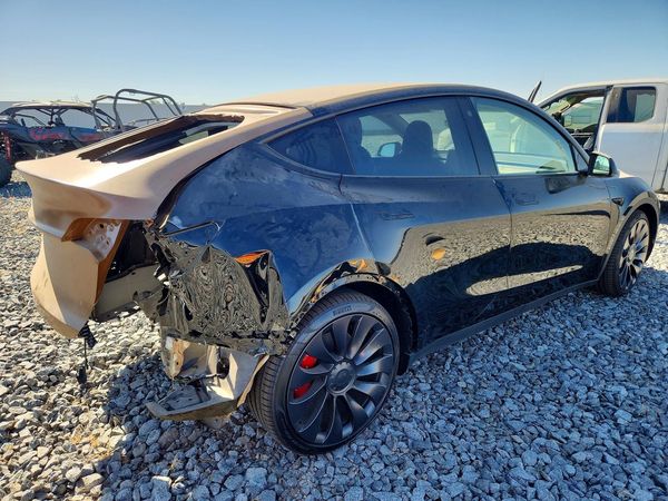 2022 TESLA MODEL Y
