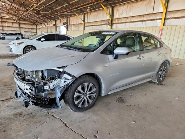 2021 TOYOTA COROLLA LE — Front 3/4