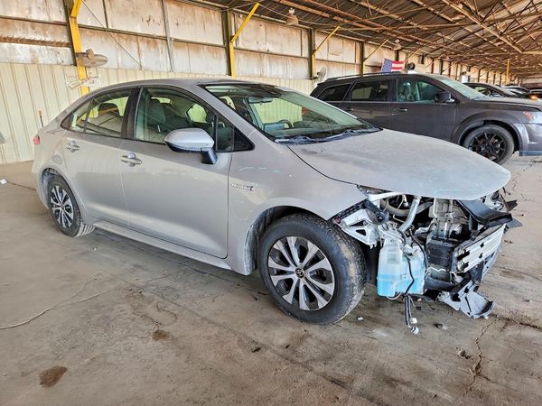2021 TOYOTA COROLLA LE — Passenger 3/4