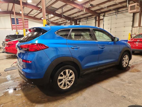 2019 HYUNDAI TUCSON SE
