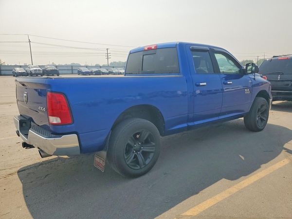 2015 RAM 1500 SLT
