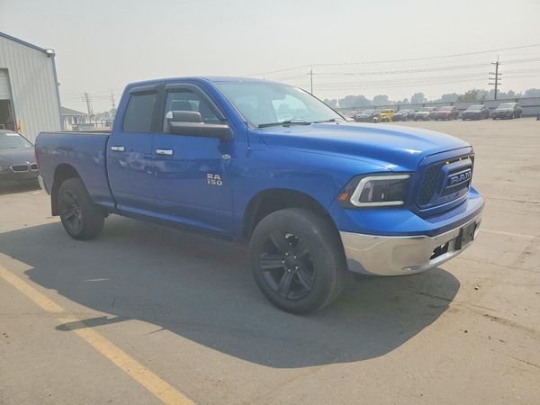 2015 RAM 1500 SLT