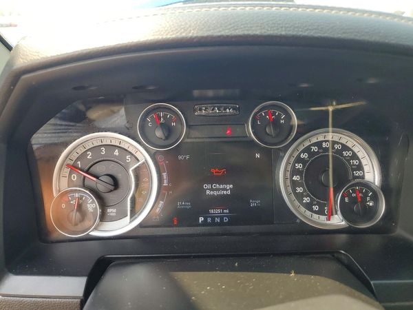 2015 RAM 1500 SLT