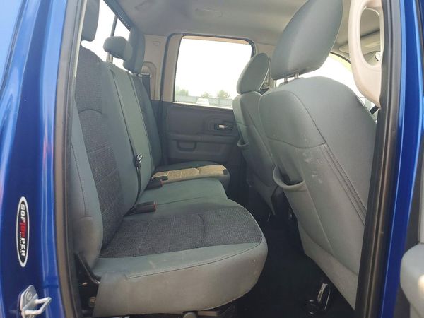 2015 RAM 1500 SLT
