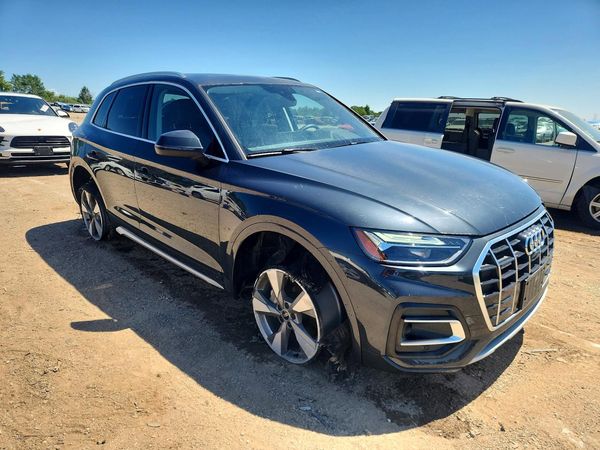 2024 AUDI Q5 quattro Premium Plus