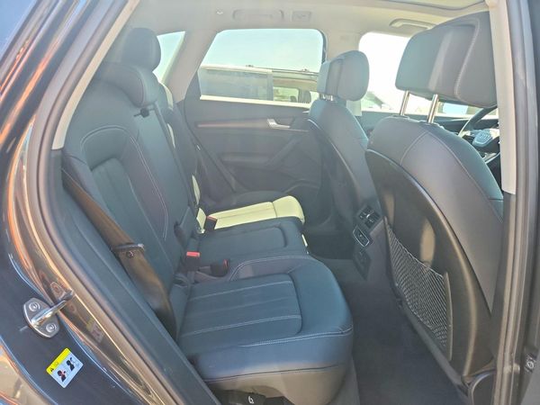 2024 AUDI Q5 quattro Premium Plus