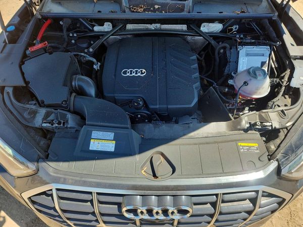 2024 AUDI Q5 quattro Premium Plus