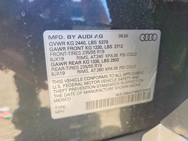 2024 AUDI Q5 quattro Premium Plus