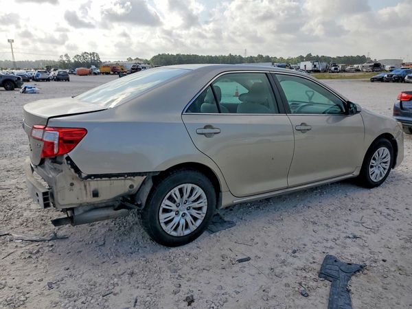 2013 TOYOTA CAMRY