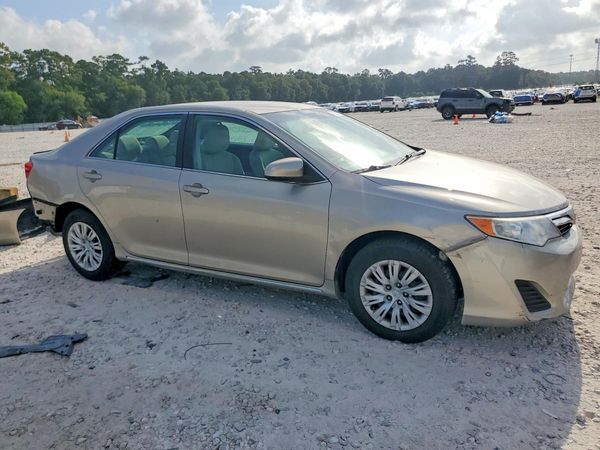 2013 TOYOTA CAMRY