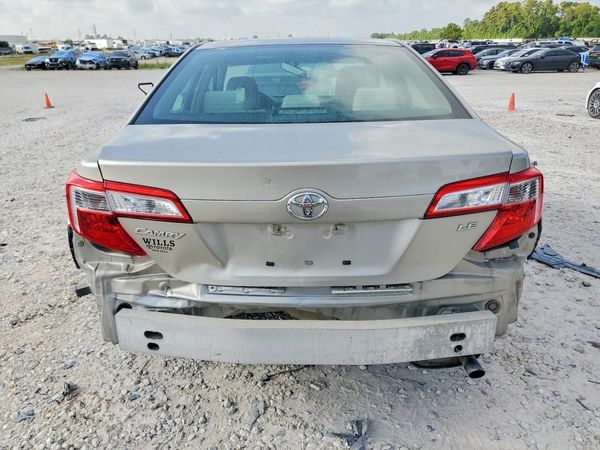 2013 TOYOTA CAMRY