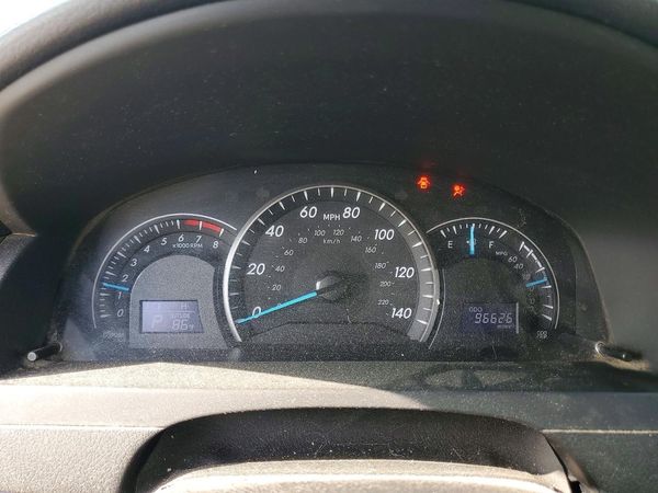 2013 TOYOTA CAMRY