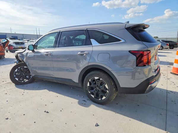 2025 KIA SORENTO