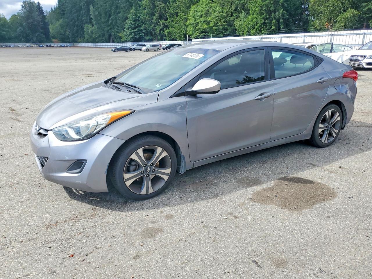 2013 HYUNDAI ELANTRA