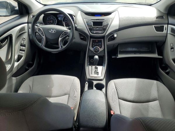 2013 HYUNDAI ELANTRA