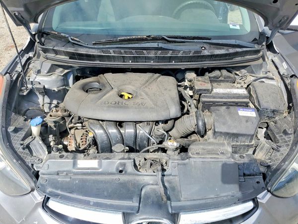 2013 HYUNDAI ELANTRA