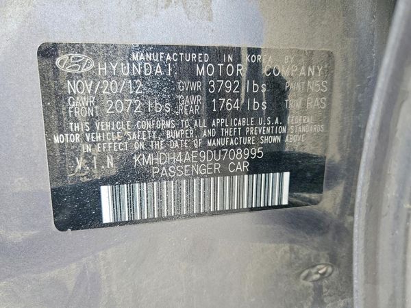 2013 HYUNDAI ELANTRA
