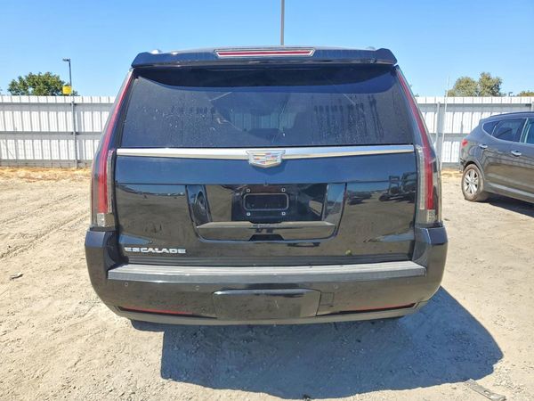2015 CADILLAC ESCALADE Premium
